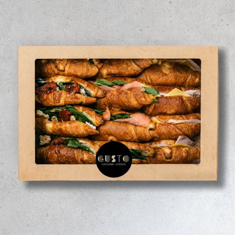 How to Feed 100 People on a Budget with Cheap Catering Sydney